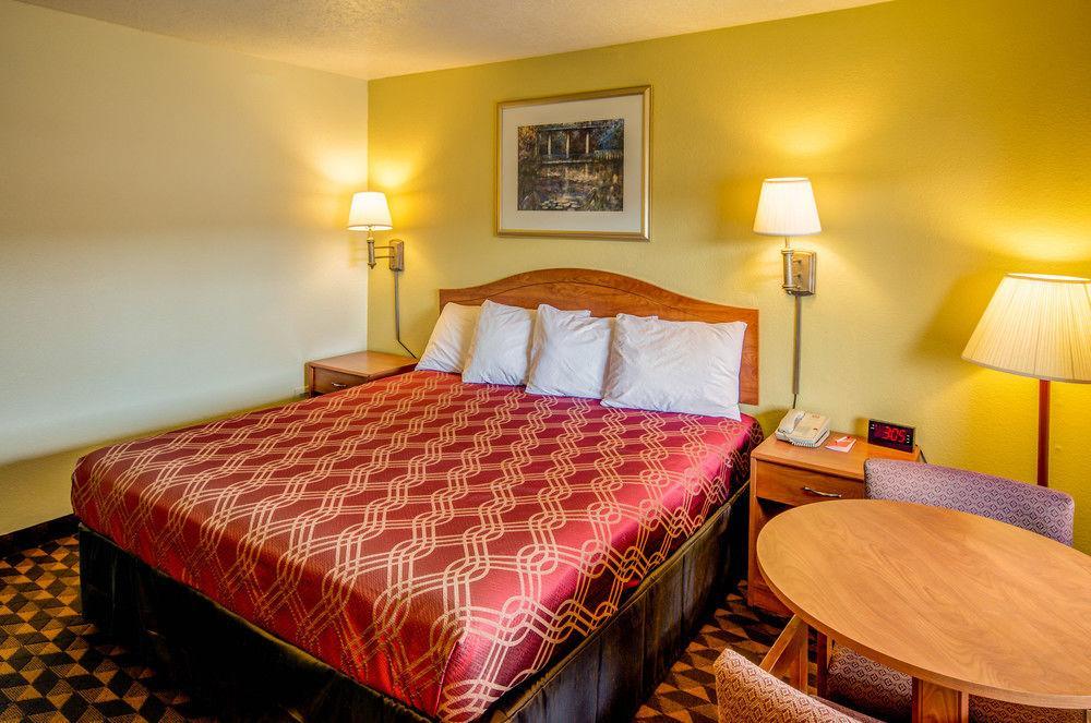 Econo Lodge East Αλμπουκέρκι Εξωτερικό φωτογραφία