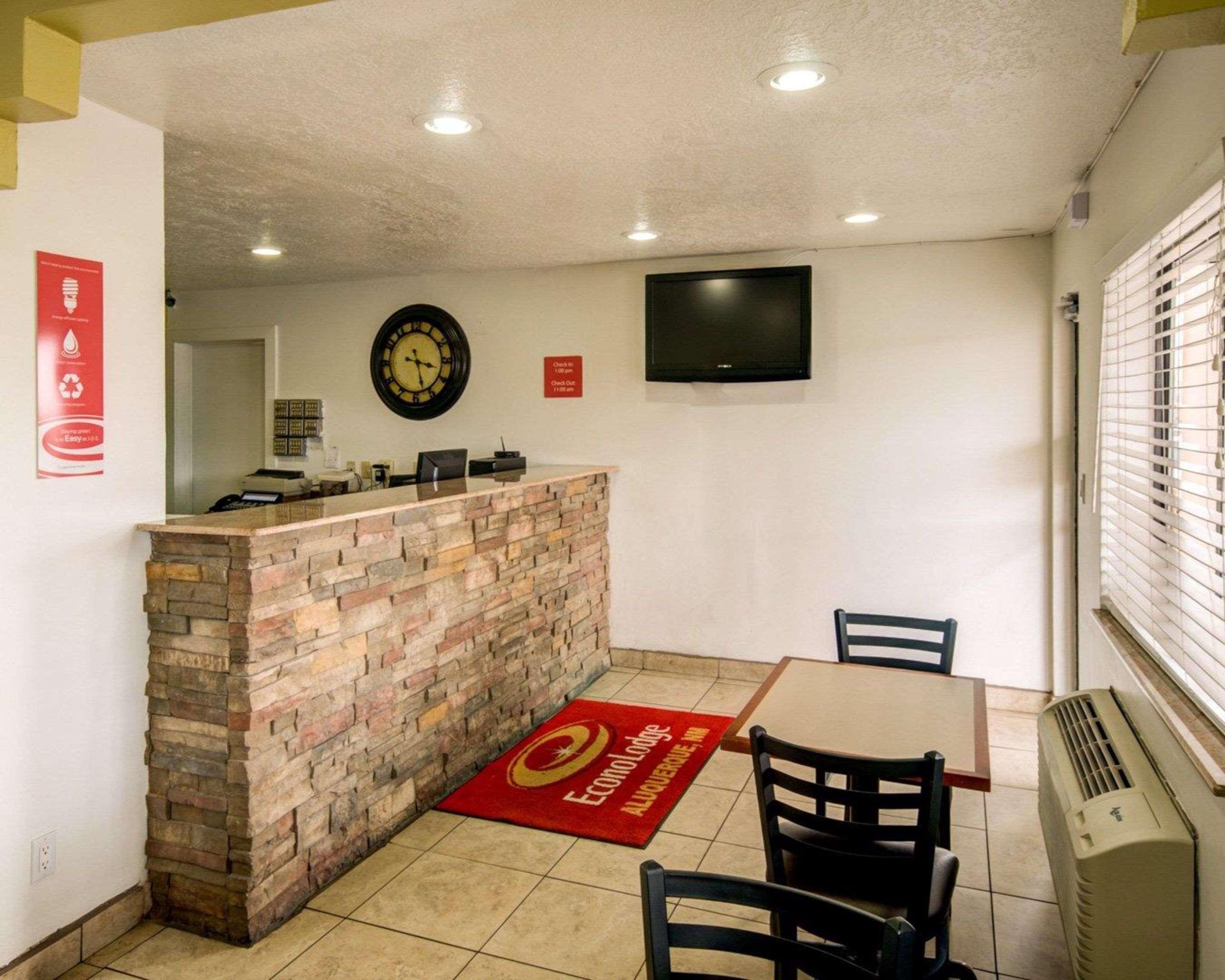 Econo Lodge East Αλμπουκέρκι Εξωτερικό φωτογραφία