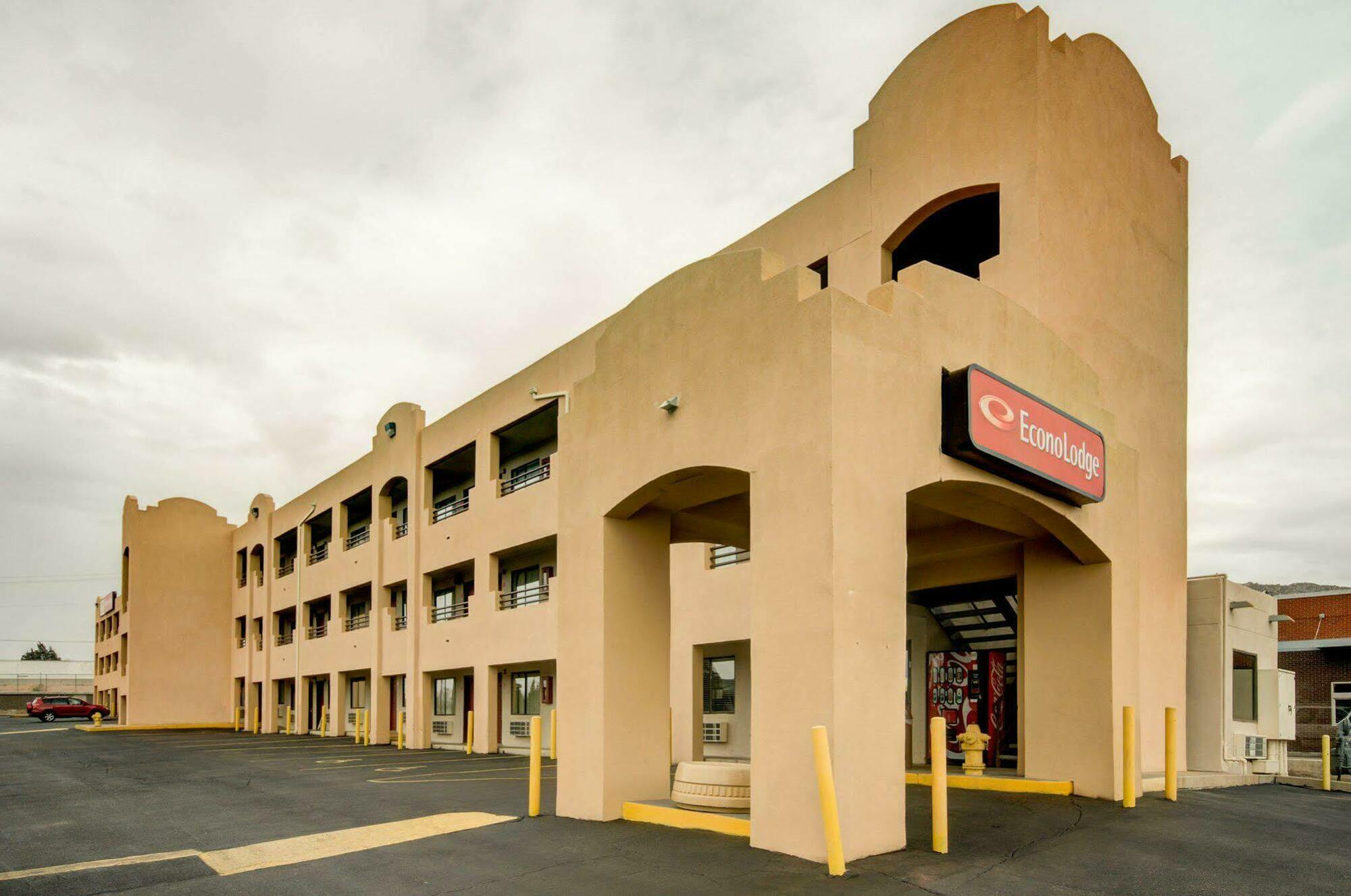 Econo Lodge East Αλμπουκέρκι Εξωτερικό φωτογραφία