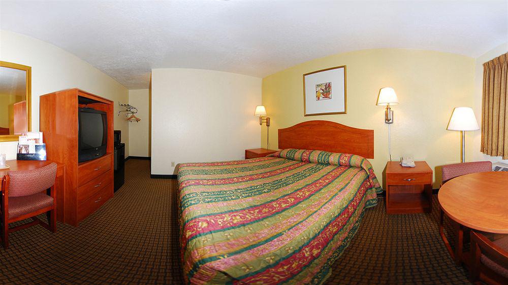 Econo Lodge East Αλμπουκέρκι Εξωτερικό φωτογραφία